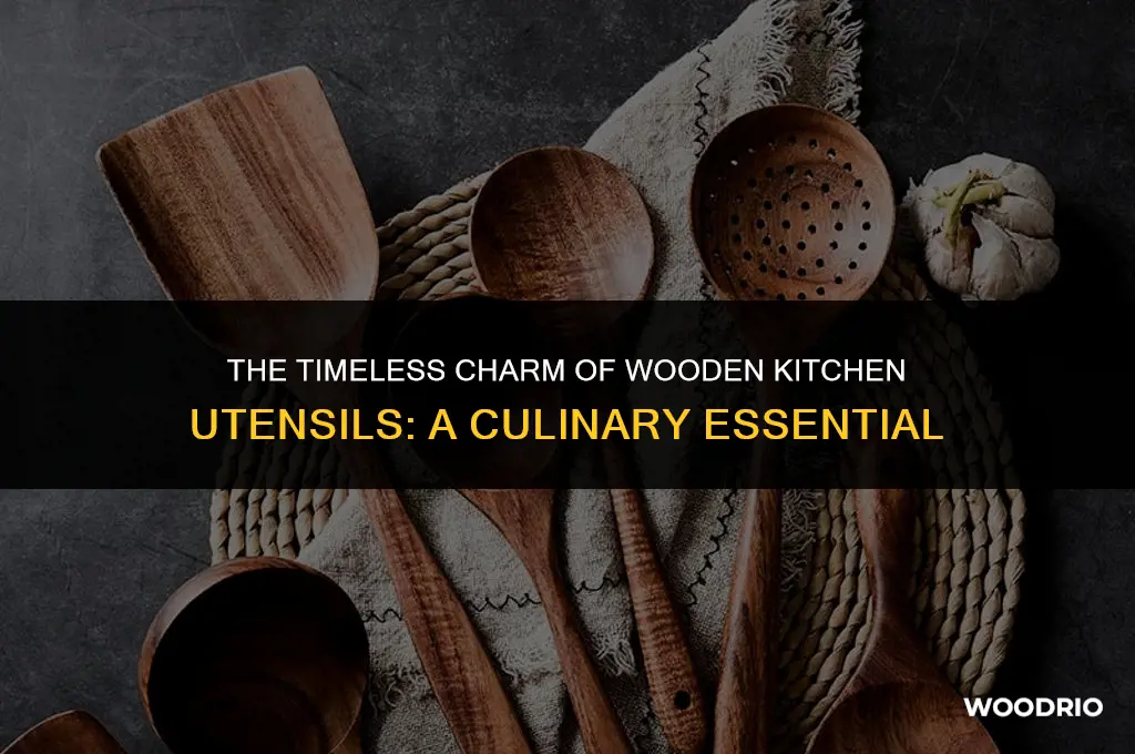 are wooden kitchen utensils good