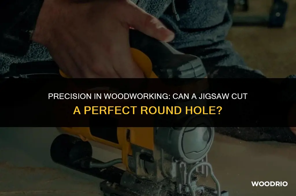 can a jigsaw cut a round hole in wood