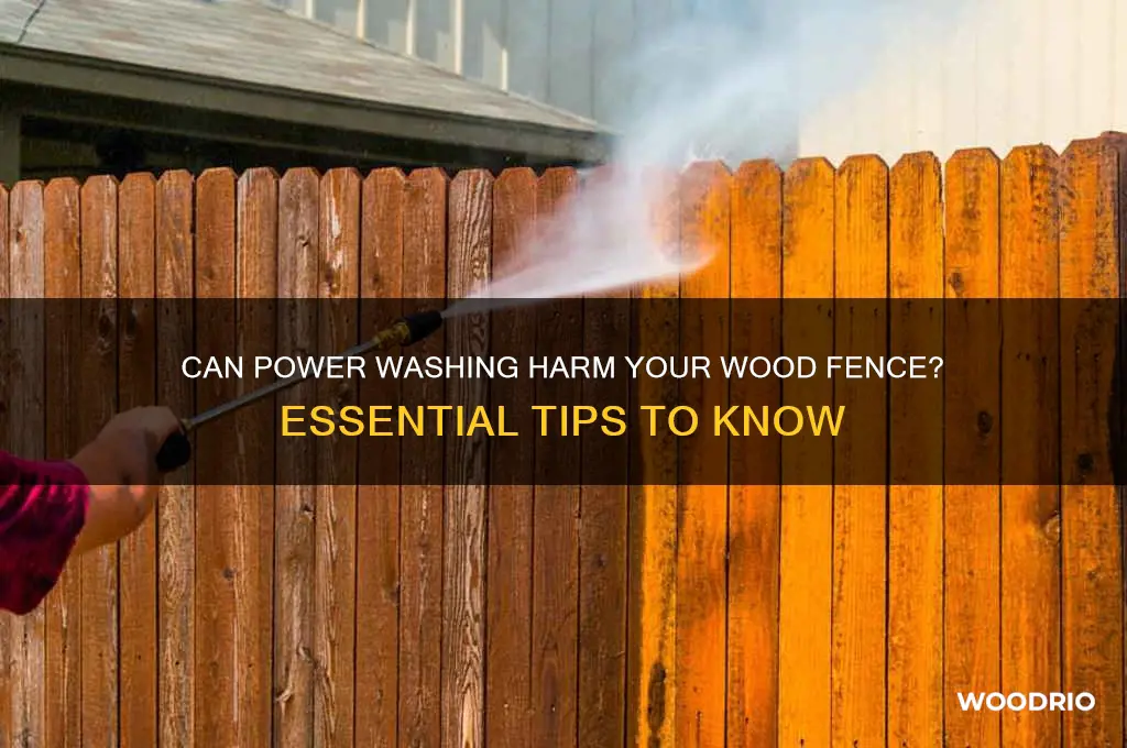does power washing damage wood fence
