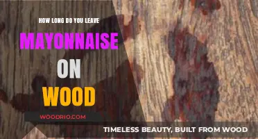 Mayonnaise on Wood: Surprising Benefits and Ideal Application Time