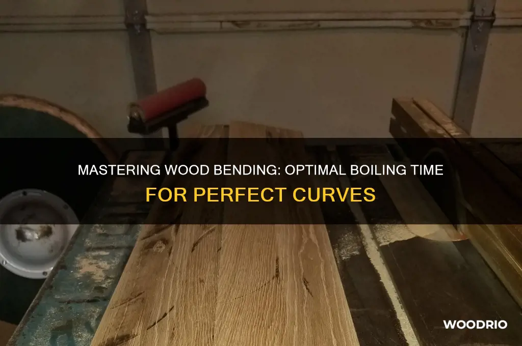 how long to boil wood to bend