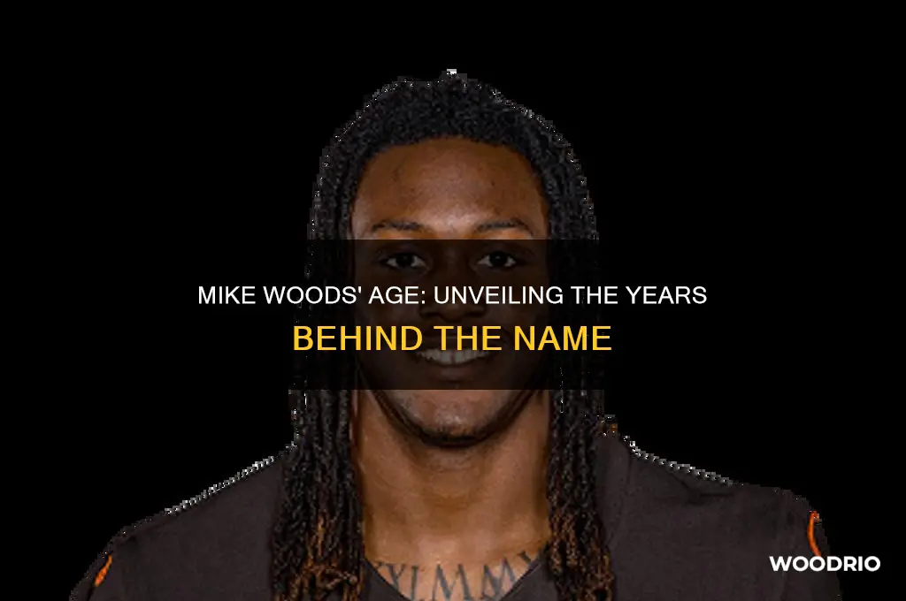 how old is mike woods