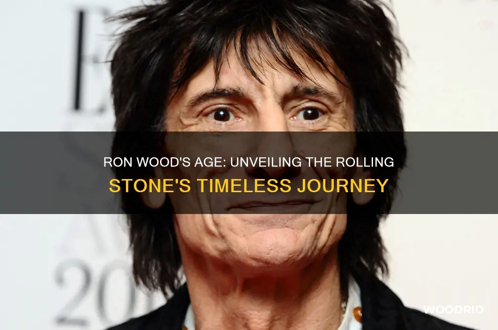 how old is ron woods