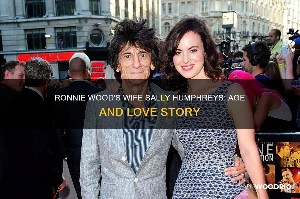 how old is ronnie woods wife sally