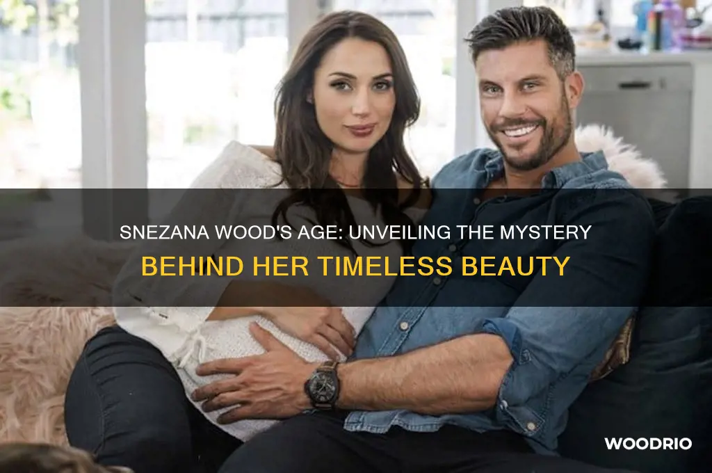 how old is snezana wood