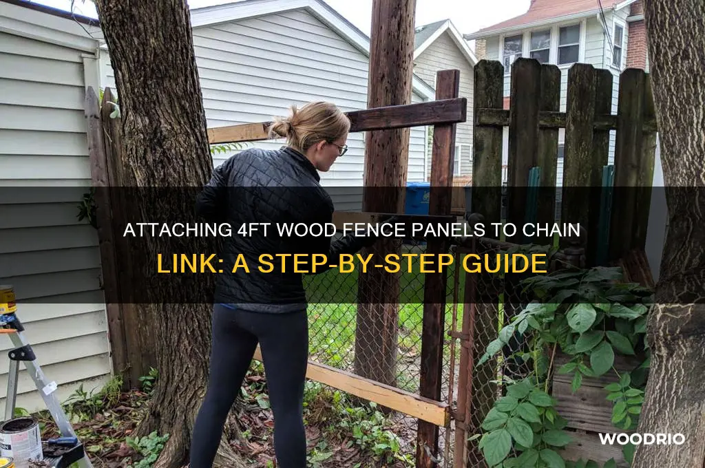 how to attach 4ft wood fence panels to chain link