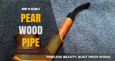 Reviving Elegance: The Art of Cleaning a Pear Wood Pipe