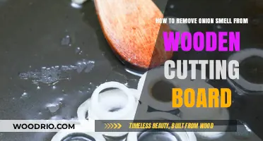 Banish Onion Odor: Tips for a Fresh Wooden Cutting Board