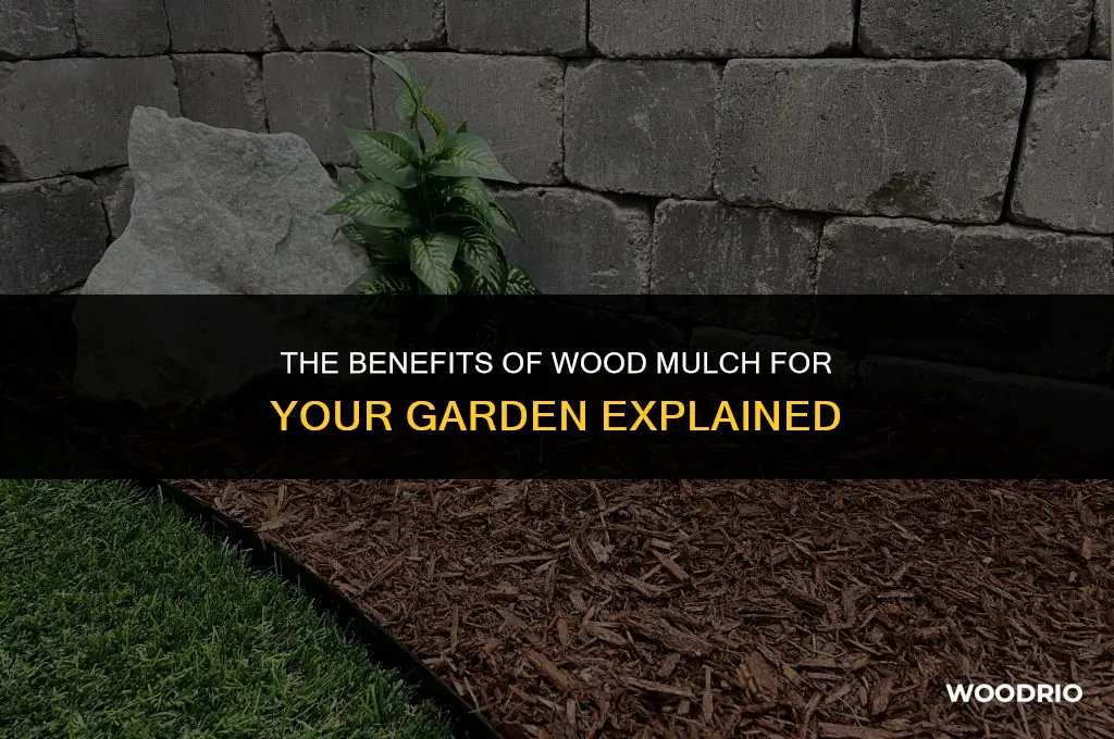 is wood mulch good for gardens