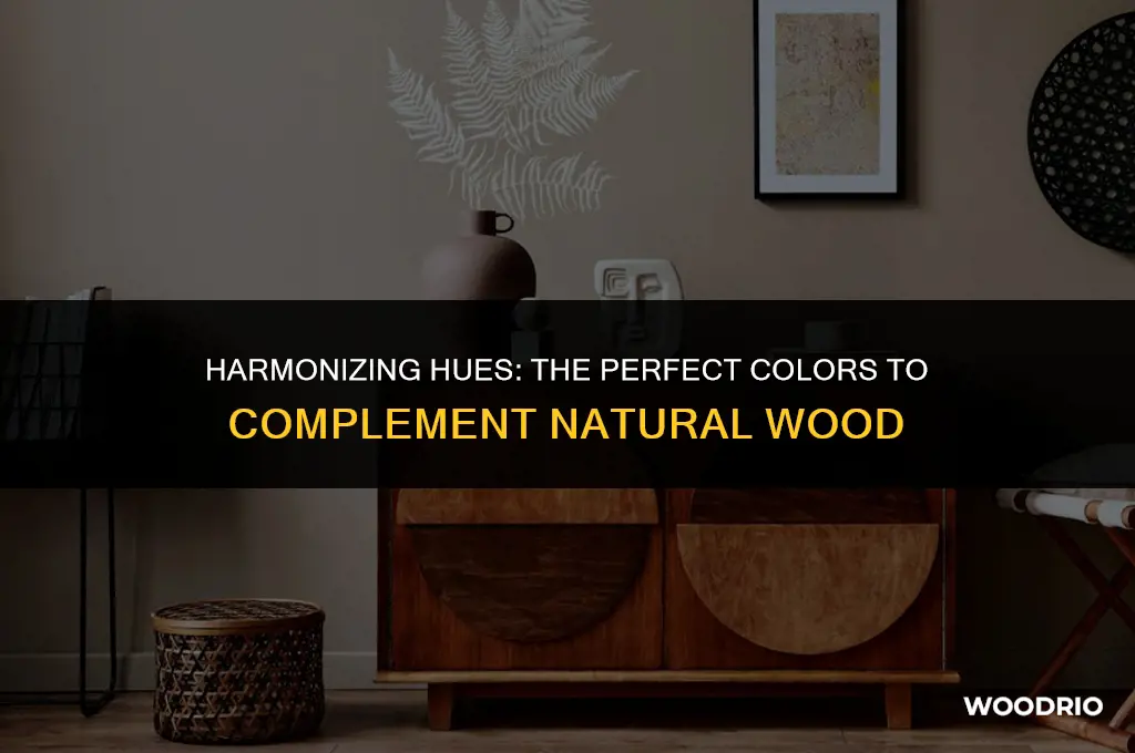 what colors go best with natural wood