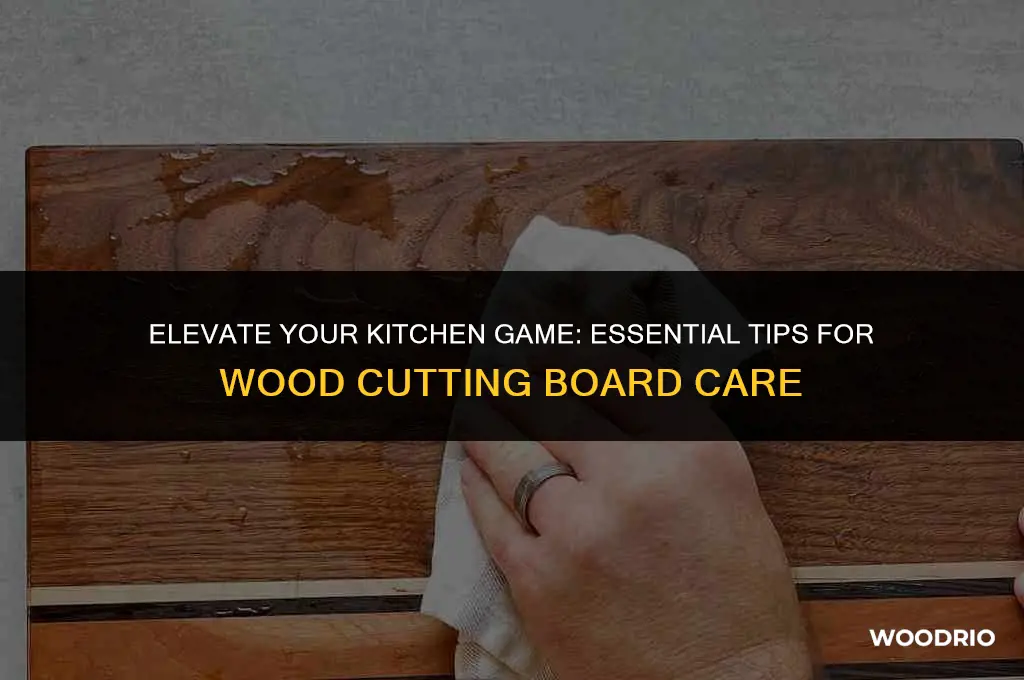 what to put on wood cutting board