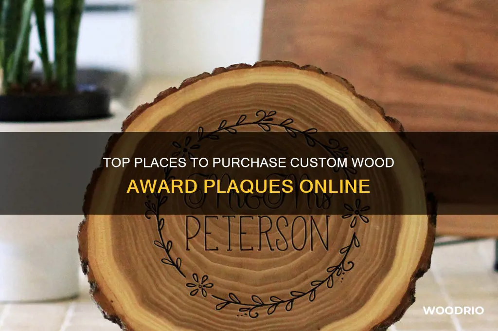 where to buy a wood award plaque